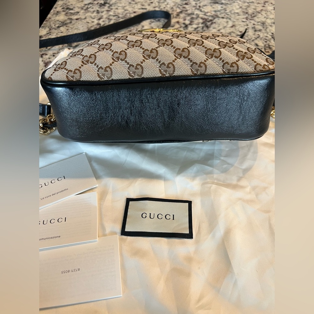 Gucci GG Marmont - Brown Canvas with Black Leather- Crossbody- Like New - Picture 6 of 15